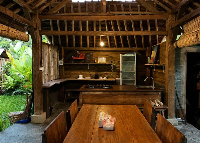Villa The Payung House - Romantic Riverside